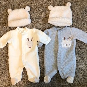 🔥 0-3 month neutral sleepers with hats